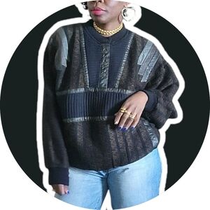 ✨️🖤Vintage Leather Trim Sweater🖤✨️